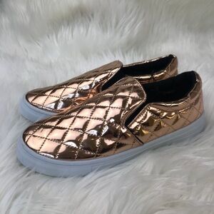 𝅺OLIVIA Miller Slip on Sneaker Quilted Rose Gold 6
